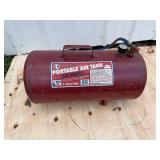 Portable air tank