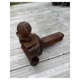Stabilizer trailer hitch