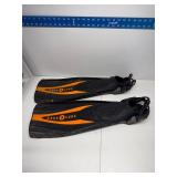 Swimming snorkeling flippers