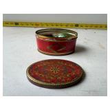Woolco 'Creamy Mints' tin With marbles