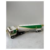 Ertl Chevy Titan die-cast toy tanker truck BP