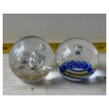 Bubble glass paperweights