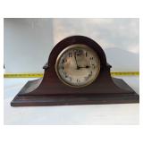 Vintage mantle clock