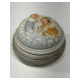 Avon Golden Dreams porcelain music box trinket box