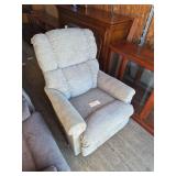 Lazy Boy Recliner: Gently Used Like New & Clean!