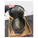 Roasting Pan & Pampered Chef Pie Crust Shield