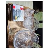 misc glass bowl and flower, pear decor