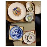 misc vintage glass platers and dectrative plates