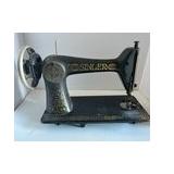 Singer Sewing Machine 