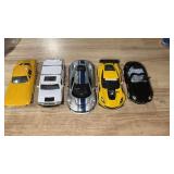 DieCast 1:32 Scale Assorted Licensed 5 pcs Cars