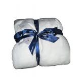 White Flannel Throw Blanket NWT, Size 50'x60'