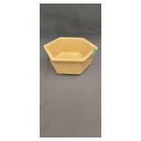 Vintage haeger hexagon planter 3.5' tall