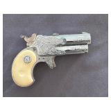 VINTAGE NICHOLS DYNA-MITE CAP GUN DERRINGER  3ï¿½