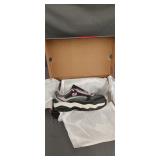 New Skechers women's shoes size 5