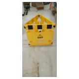 Barricade: Folding Panels, Manual Carry,