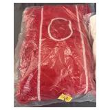 Lot with dust mop head in red, & pillowcases
