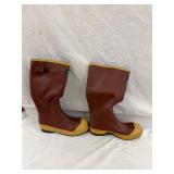 Talon Trax Neoprene Boots size 8