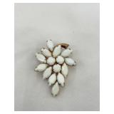 Vintage White Milk Glass Leaf Brooch 1.5'