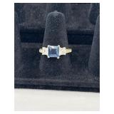 925 WG Sterling Silver Ring w/Blue Center Stone &
