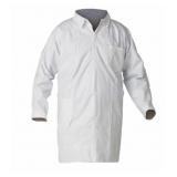 Case of kleengaurd white lab coats size xl
