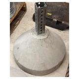 2- Weighted Sign Bases with 2ï¿½x2ï¿½ sign post mounts