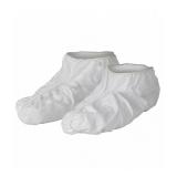 Kleenguard white universal shoe covers 300 count