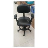 Adjustable office chair with casters