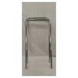 Handles for adjustable height rolling rack