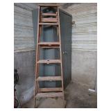 6' Wooden Ladder