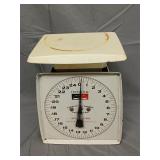 Hanson utility scale, has box