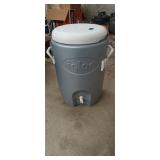 Igloo drink cooler/dispenser