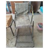 Tree stand, cushion has damage