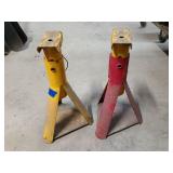 Jack stands