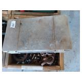 Chain, bolts, washers