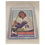 1976 Topps Robin Yount 2nd Year Baseball Card