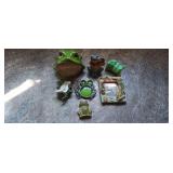 Frog decor