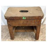 HeavyDuty Wood Step Stool, 9'x15.5' x13.5'tall