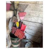 Snow Shovels , Rake , mop, broom, shovel