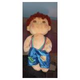 vintage 1985 Hugsy plush doll