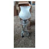 Small electric table lamp missing some prizms