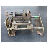 Machine Vise 2.5' on Adjustable Base Stand