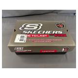 Skechers steal toe memory foam tennis shoes