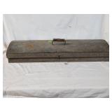 Metal Hinged Box with Wood Handle 30'×9'×4.5'