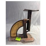 The Superior postal scale 6.75' x 7.5'
