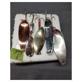 5 vintage fishing lures, les davis, blue fox,mepps