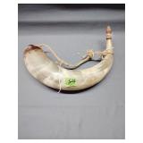 Vintage powder horn 10.5' wide