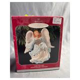 Hallmark Keepsake ornament joyful messenger
