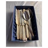 Forks, spoon, & knives assortment