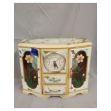 Jewelry box with music box, plastic 12'x8'