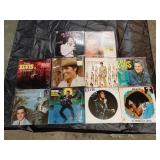 10 Elvis vinyl records